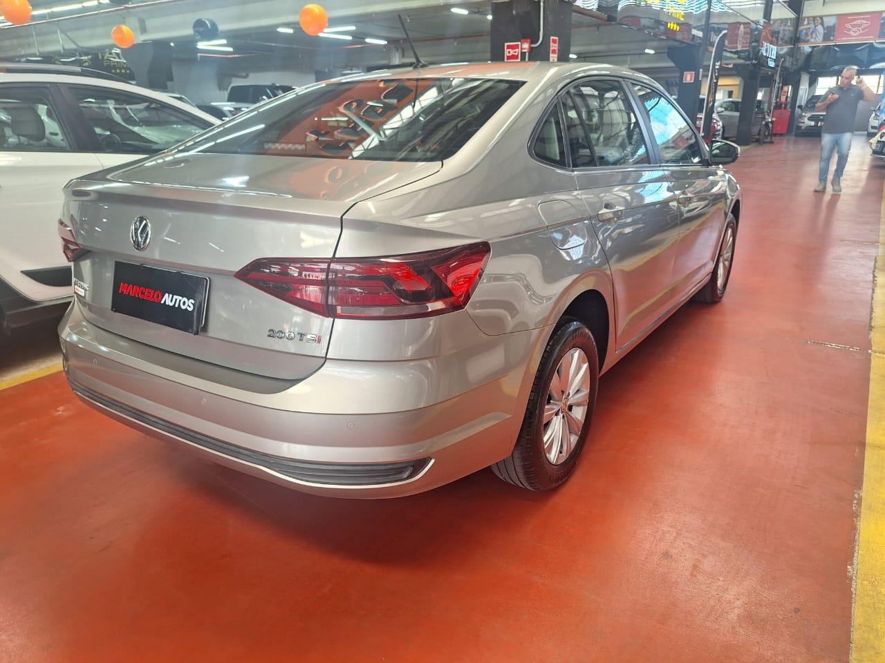 VOLKSWAGEN VIRTUS