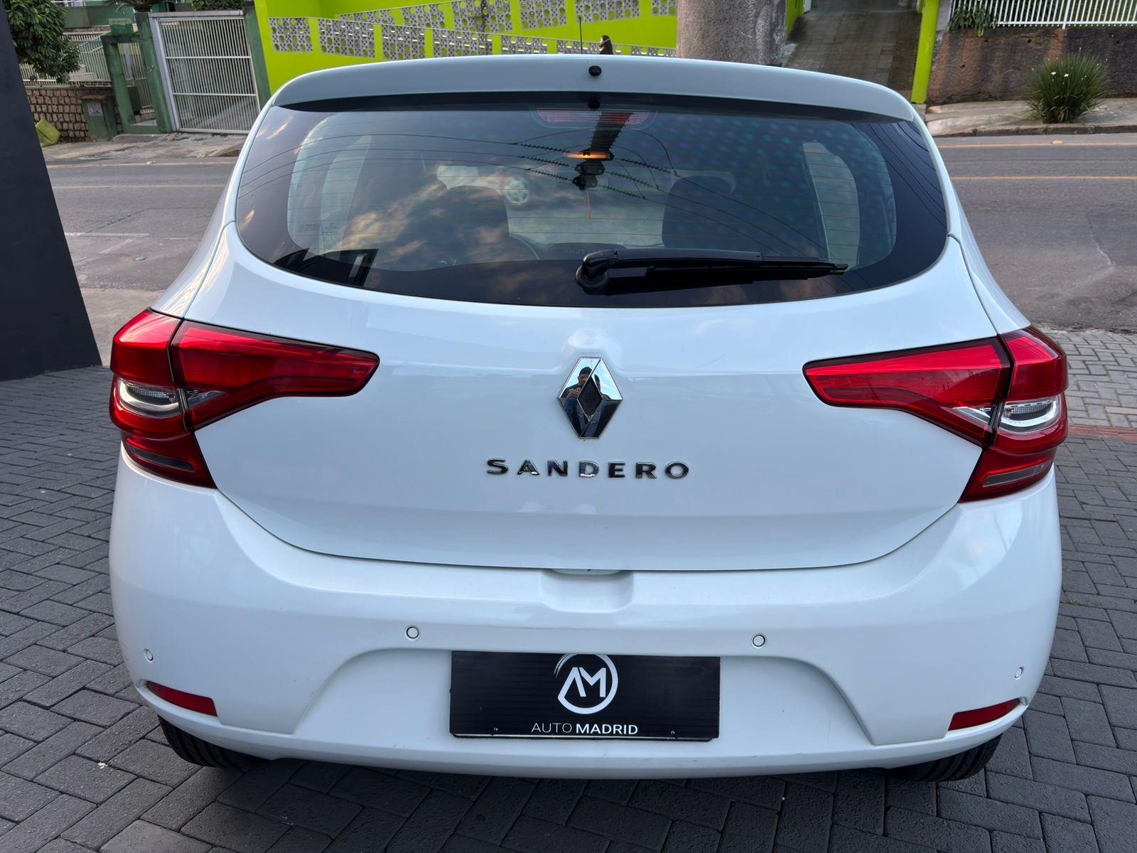SANDERO