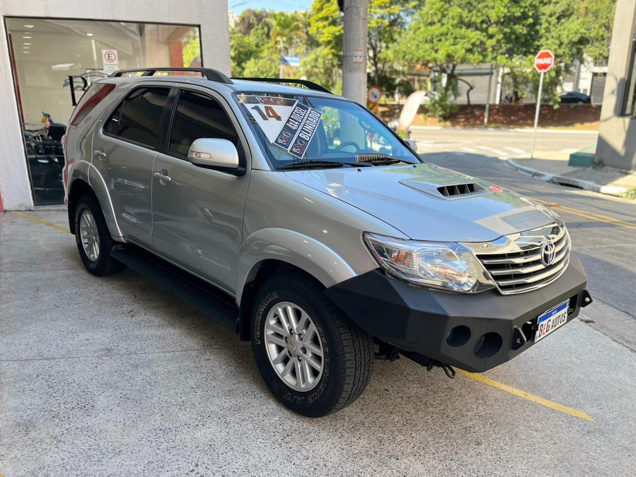 HILUX SW4