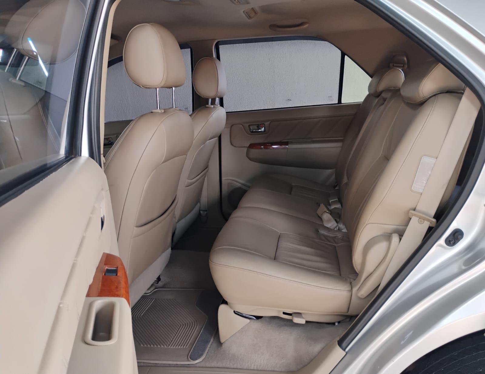 HILUX SW4