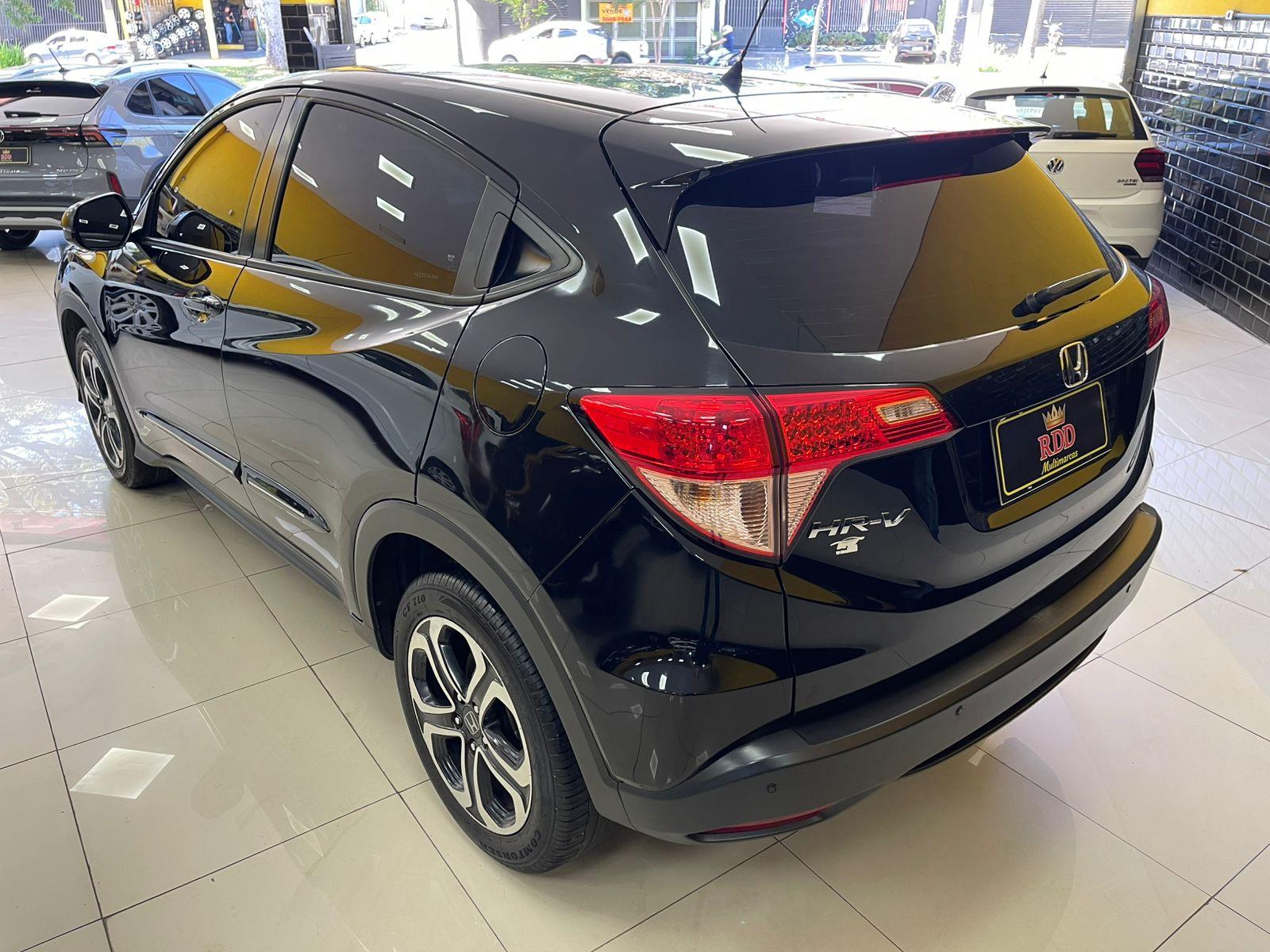HR-V