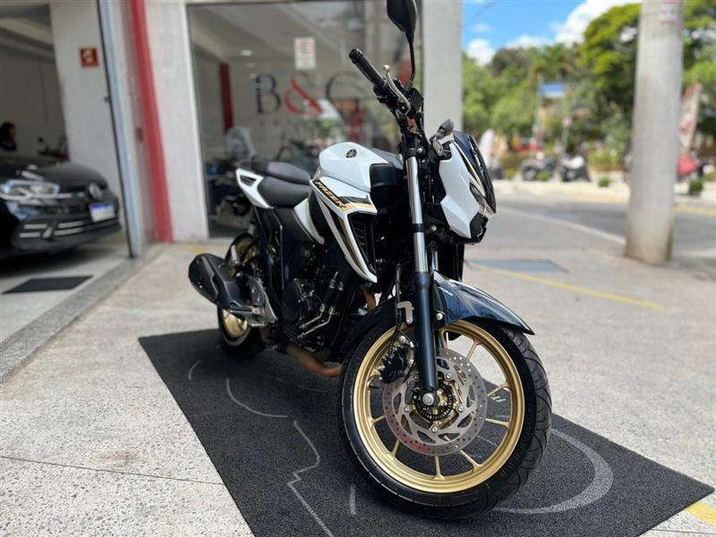 FZ25 FAZER CONNECTED ABS