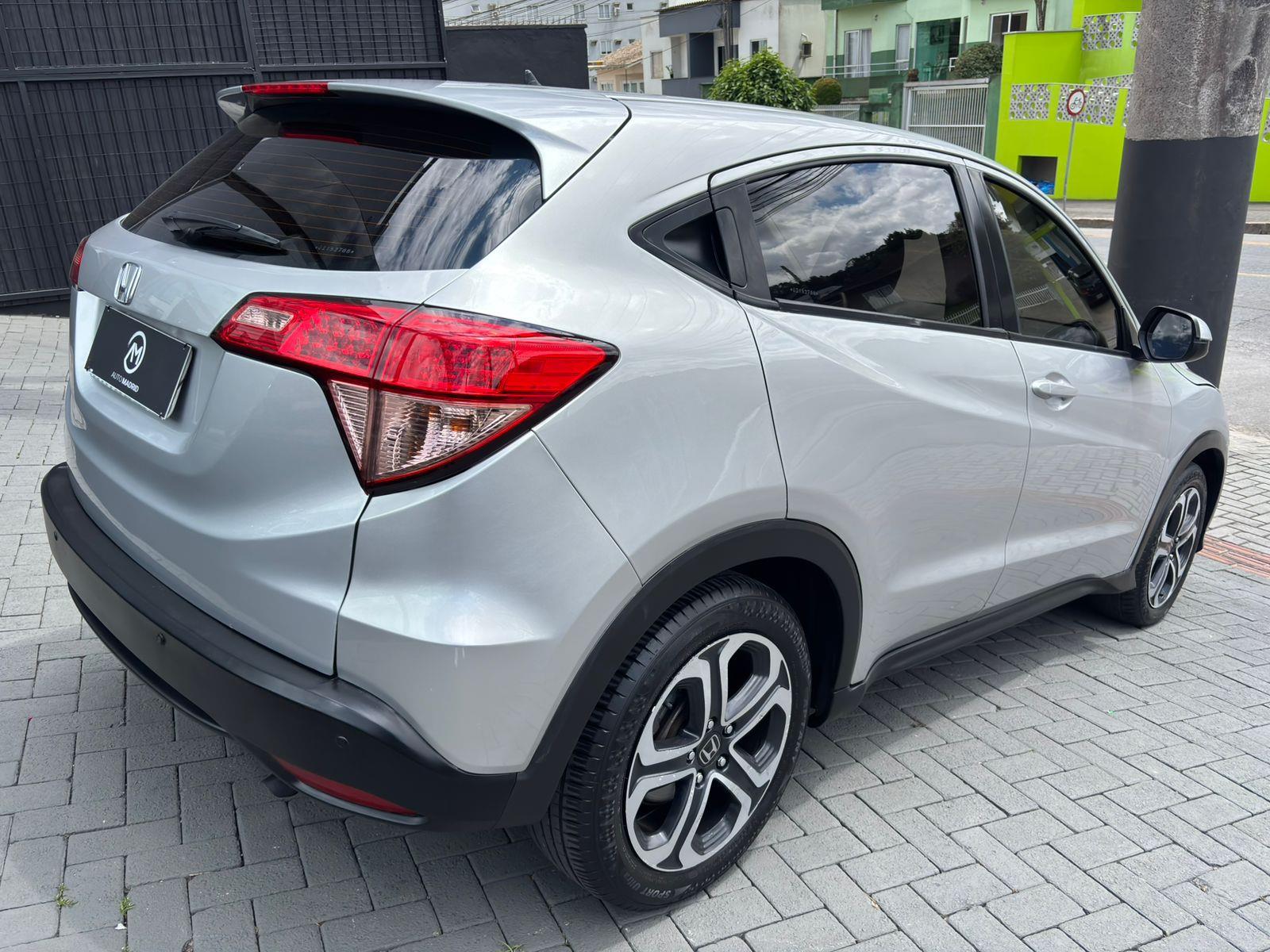 HR-V