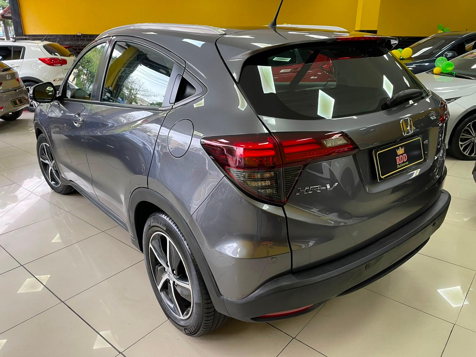 HR-V