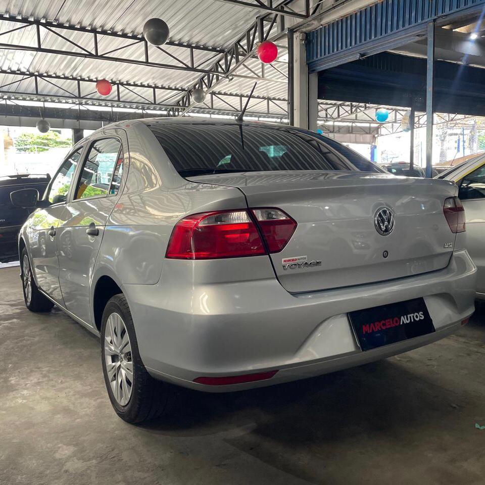 VOLKSWAGEN VOYAGE