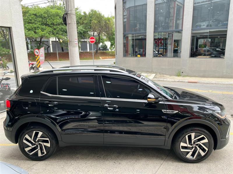 T-CROSS