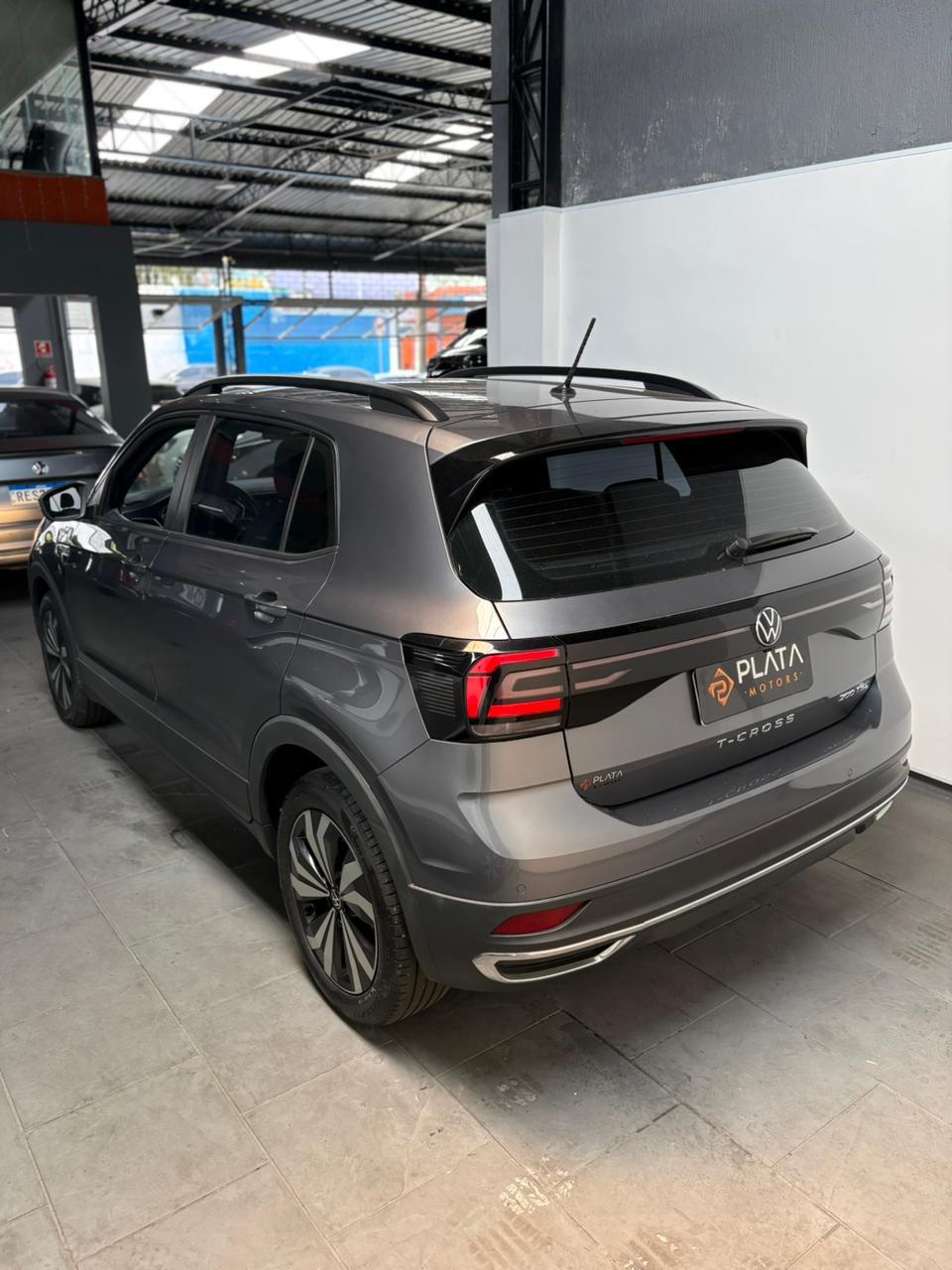 T-CROSS