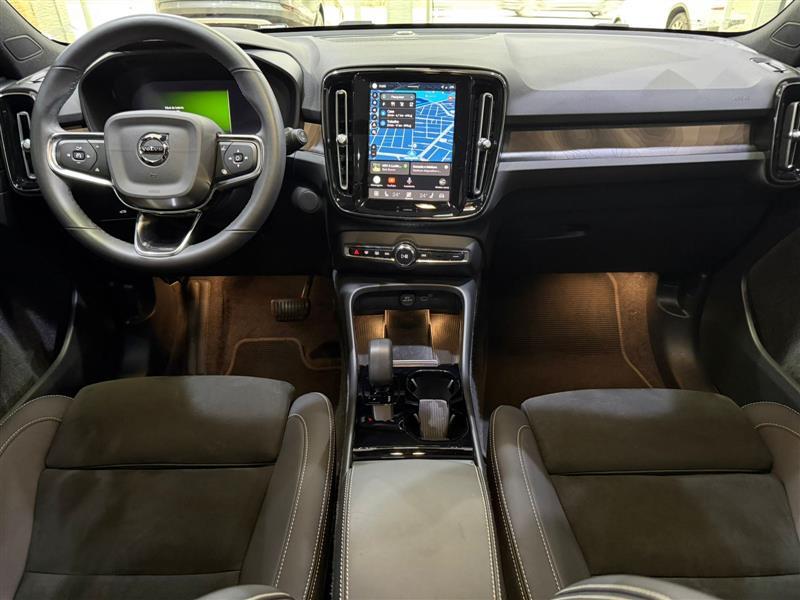 XC40