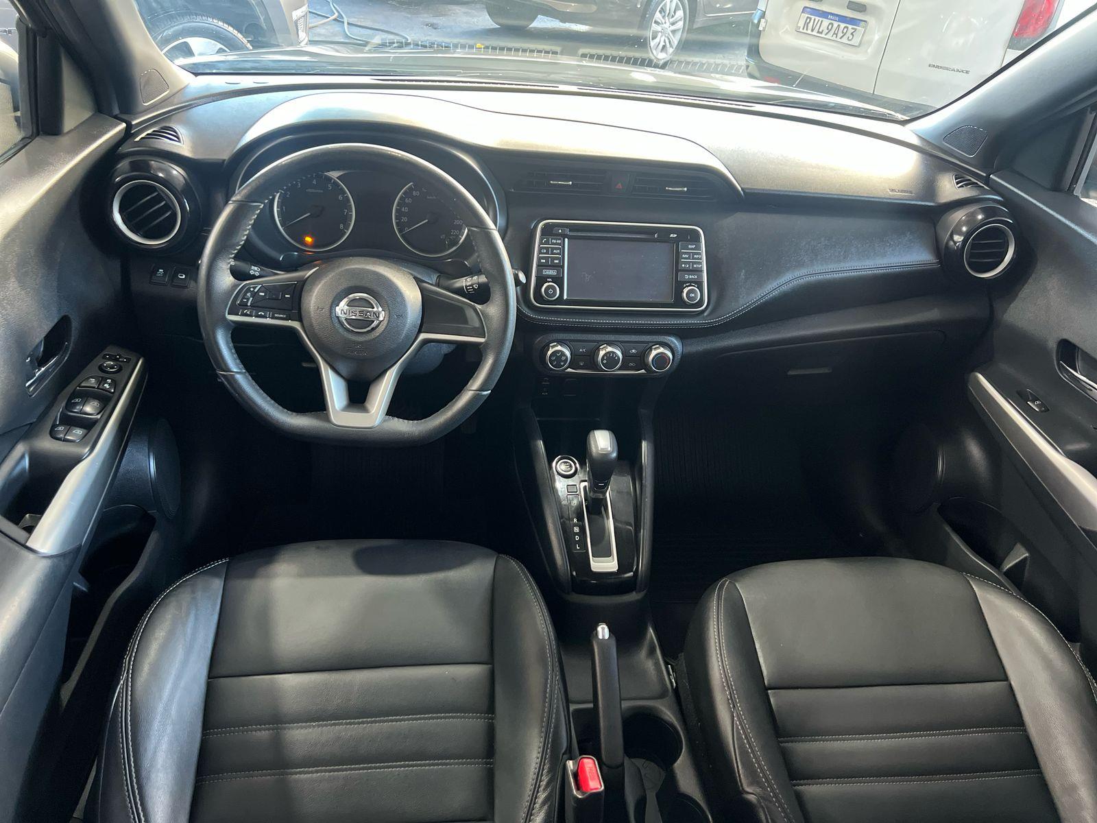 NISSAN KICKS