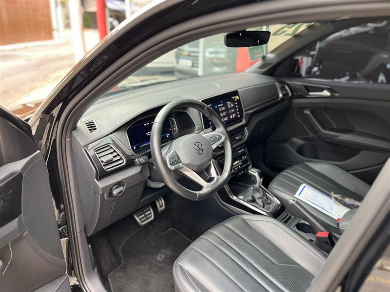 T-CROSS