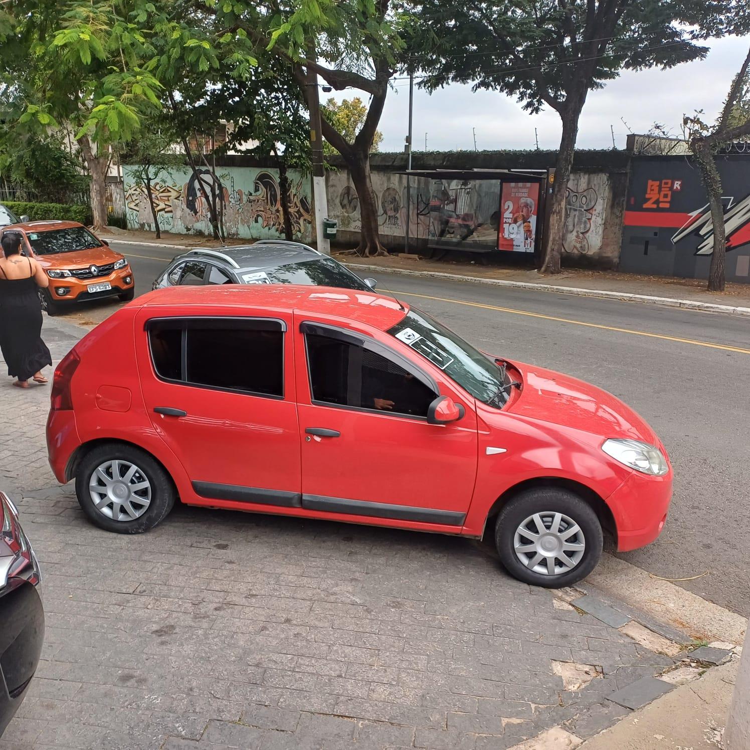 SANDERO