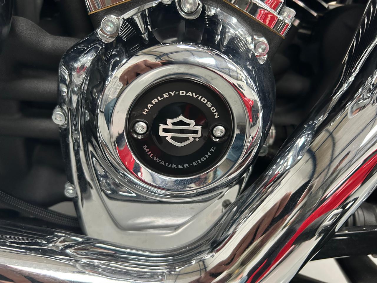 SOFTAIL BREAKOUT