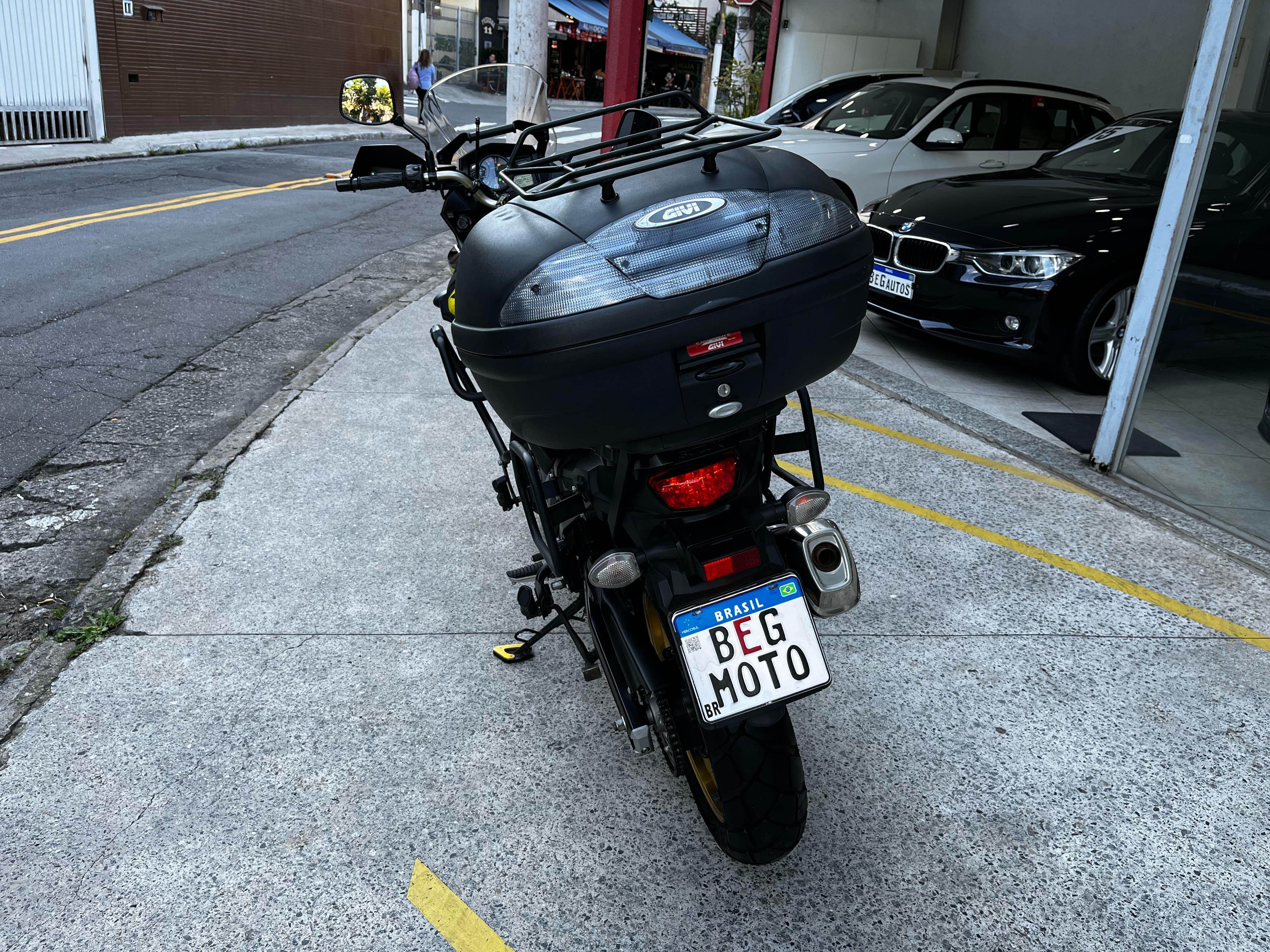 V-STROM 650 ADVENTURE