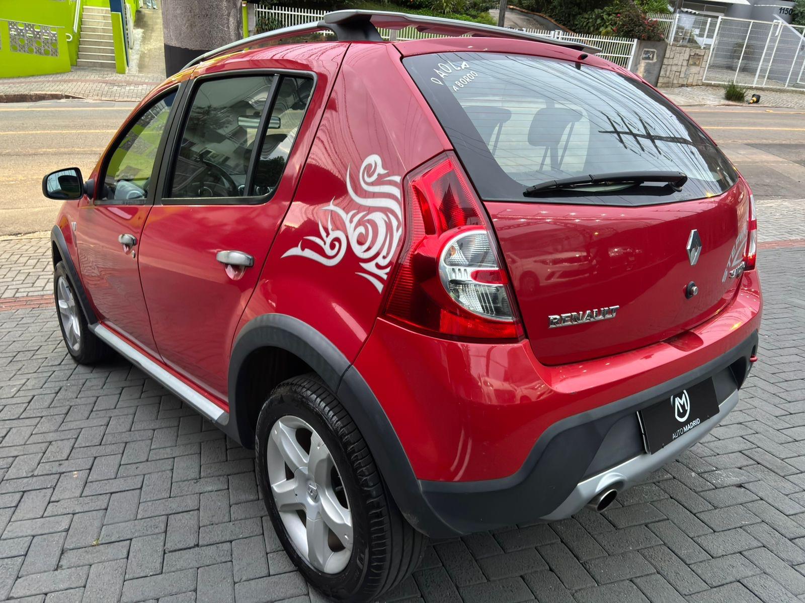 SANDERO