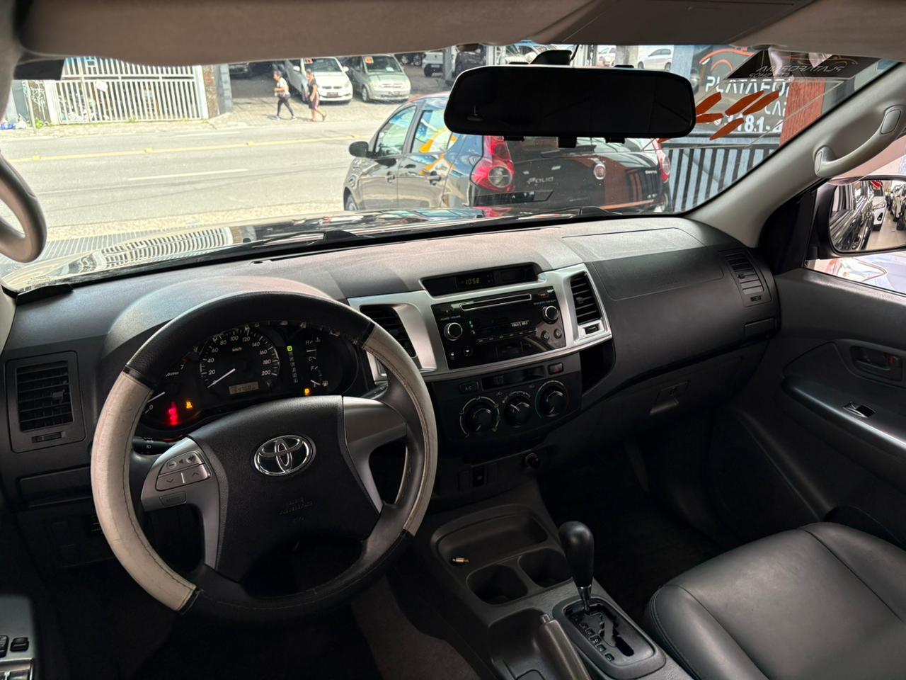 HILUX