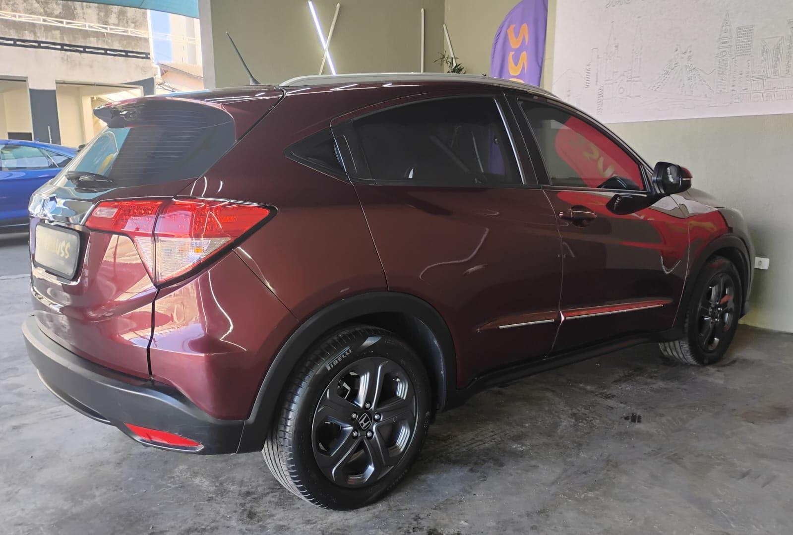 HR-V