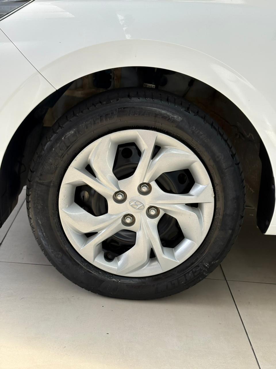 Plata Motors