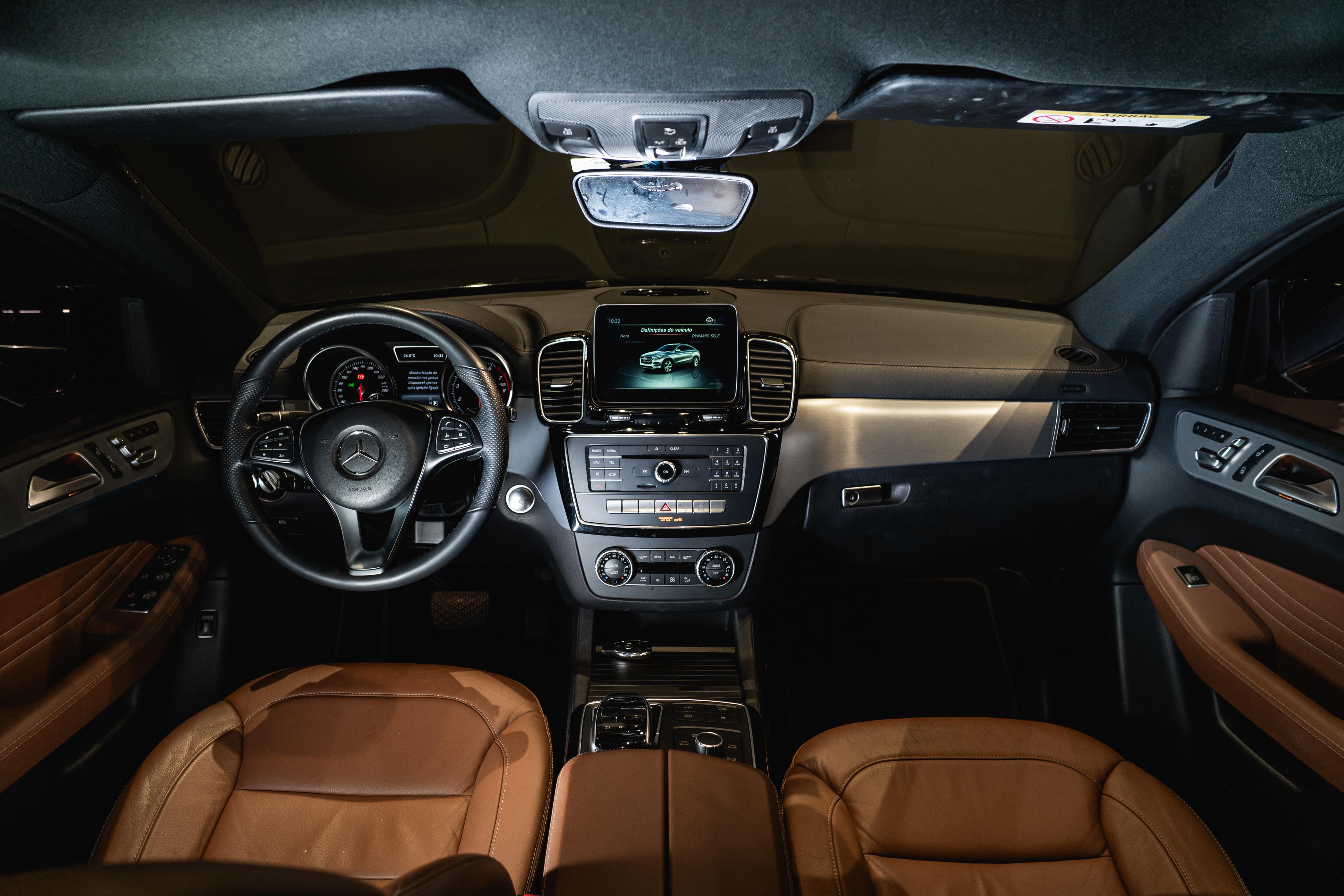 MERCEDES-BENZ GLE 400