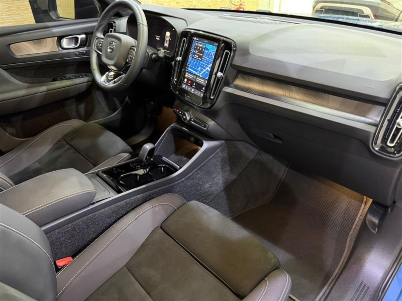 XC40