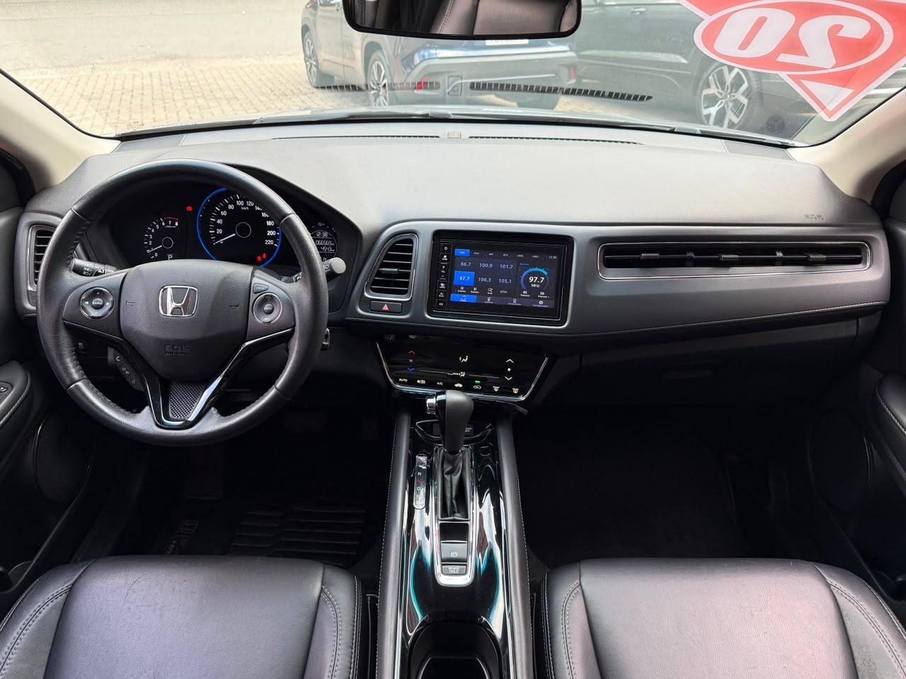 HR-V