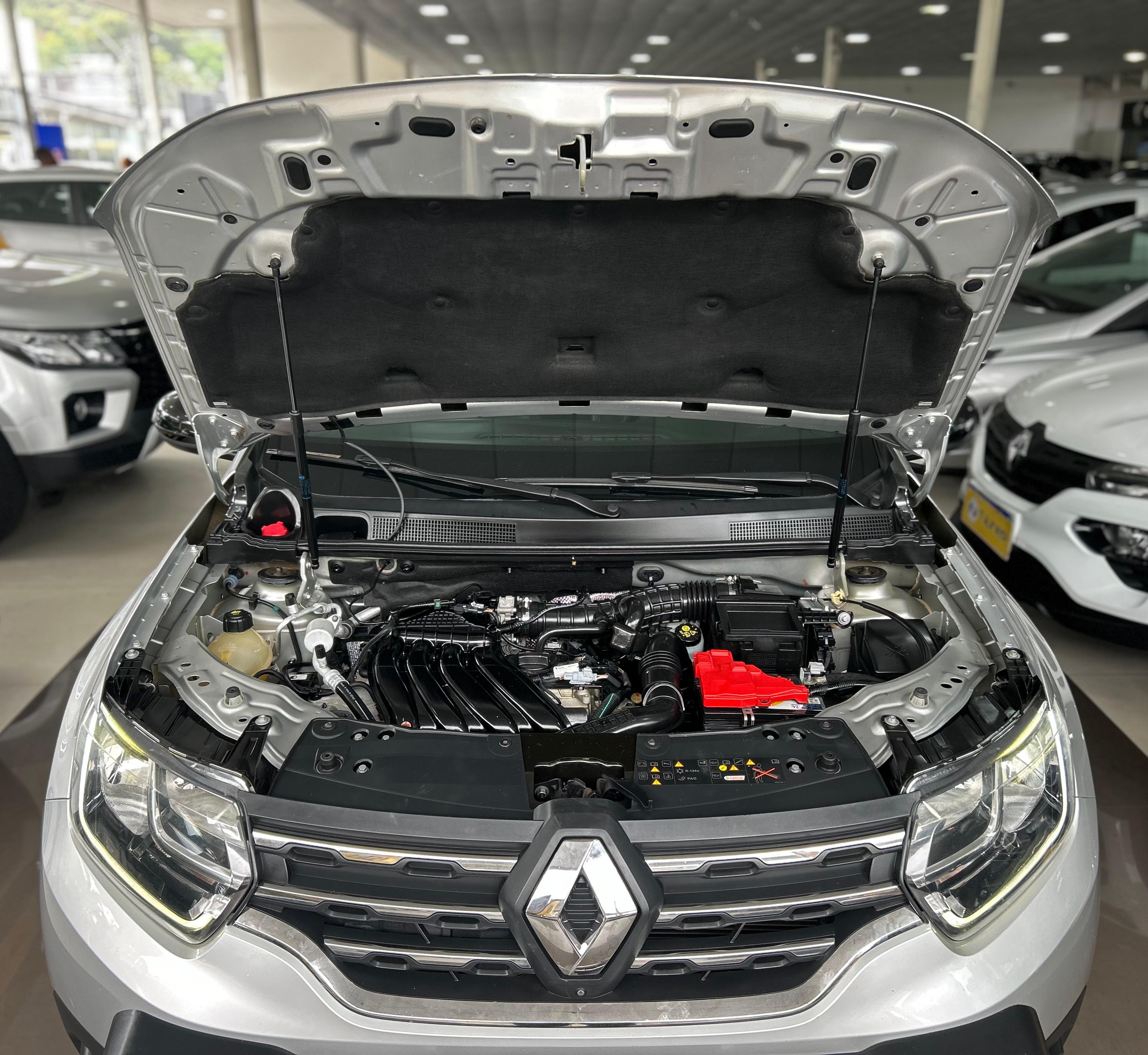 RENAULT DUSTER