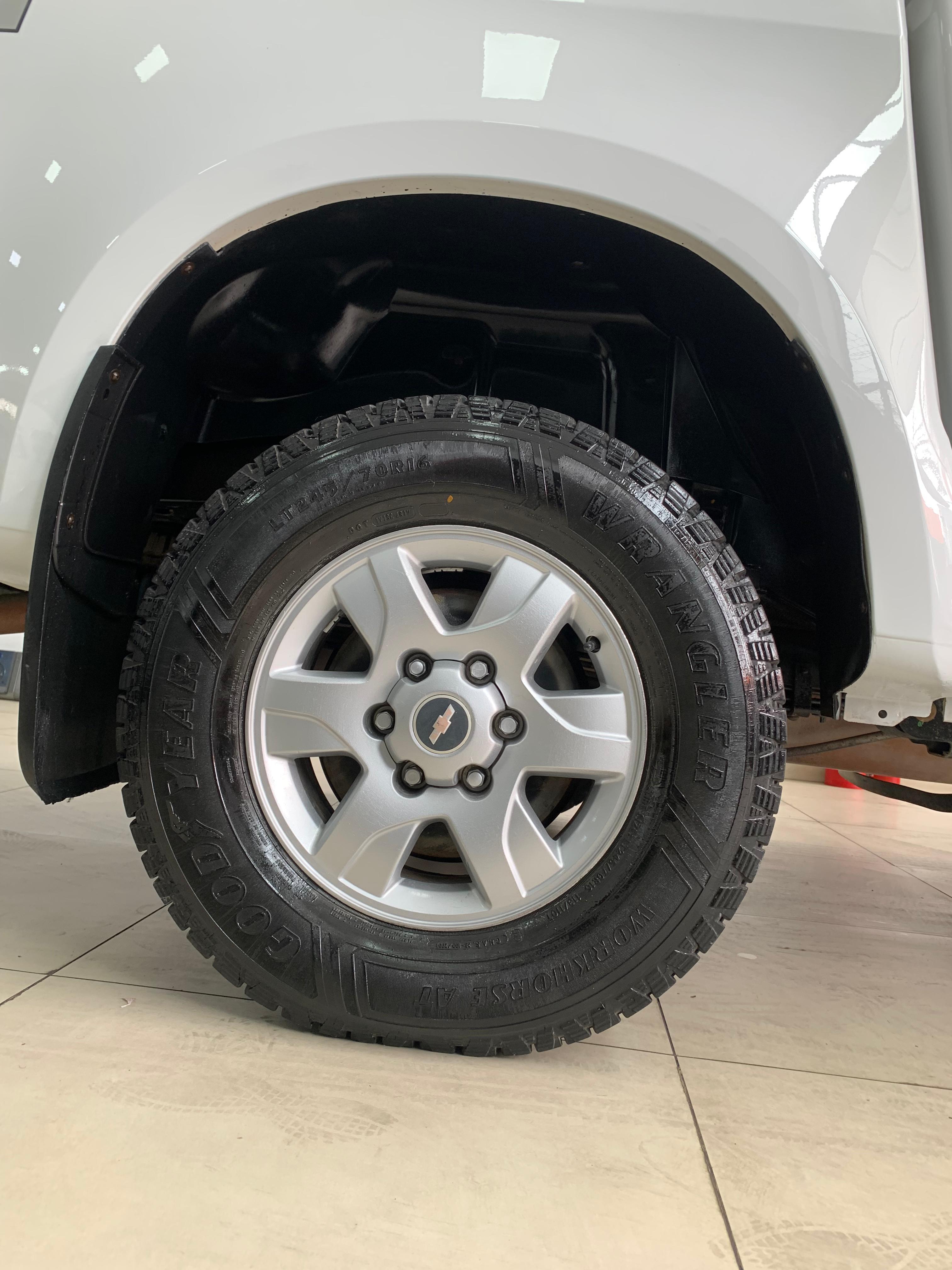 Plata Motors