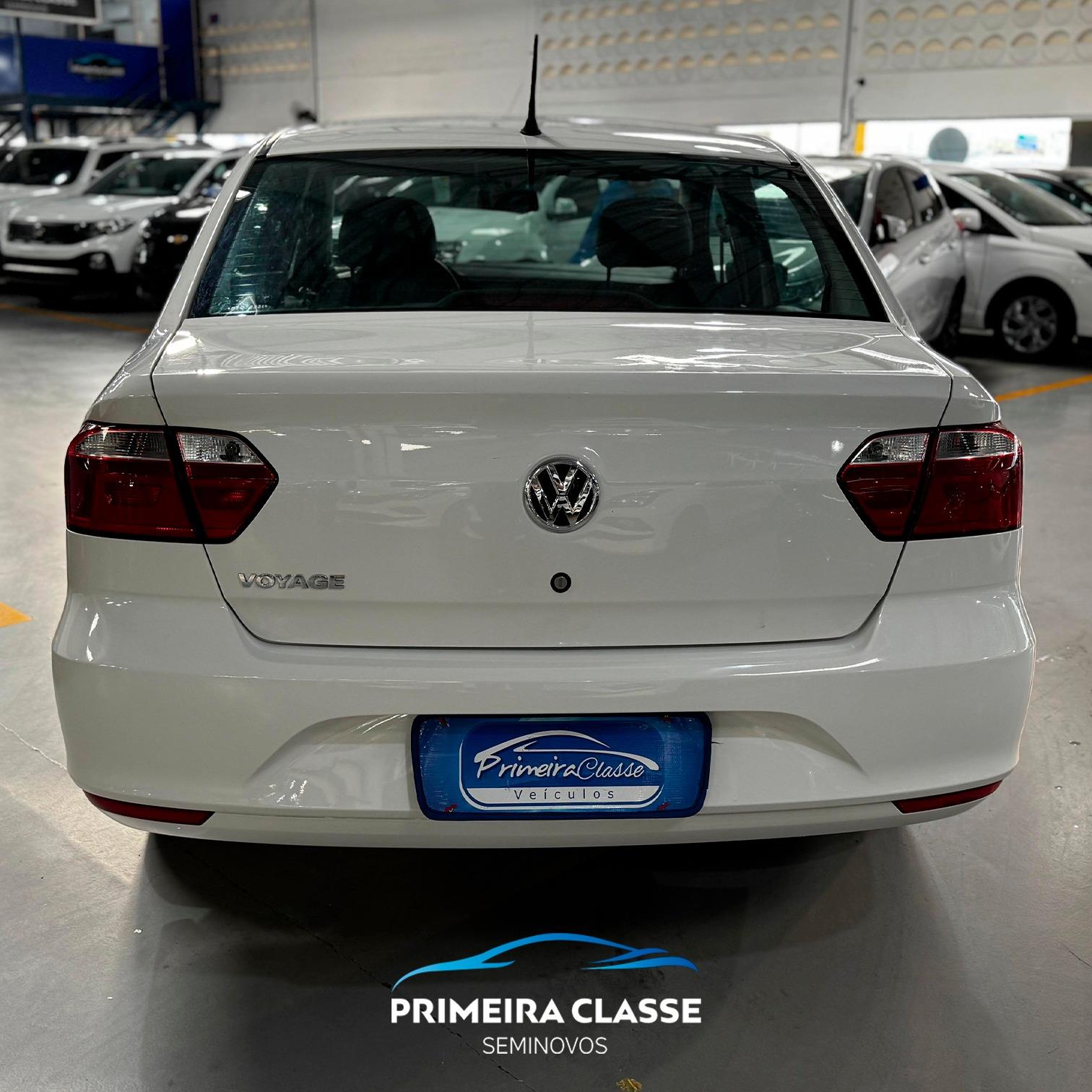 VOLKSWAGEN VOYAGE