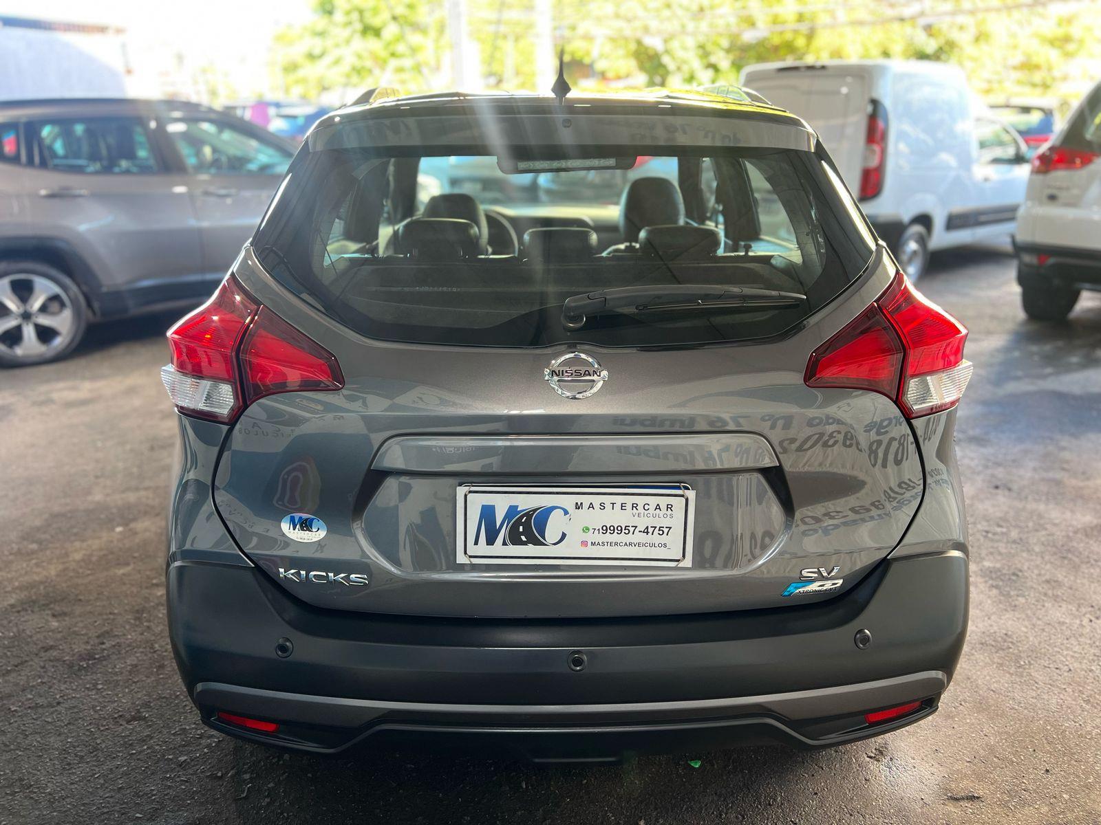 NISSAN KICKS