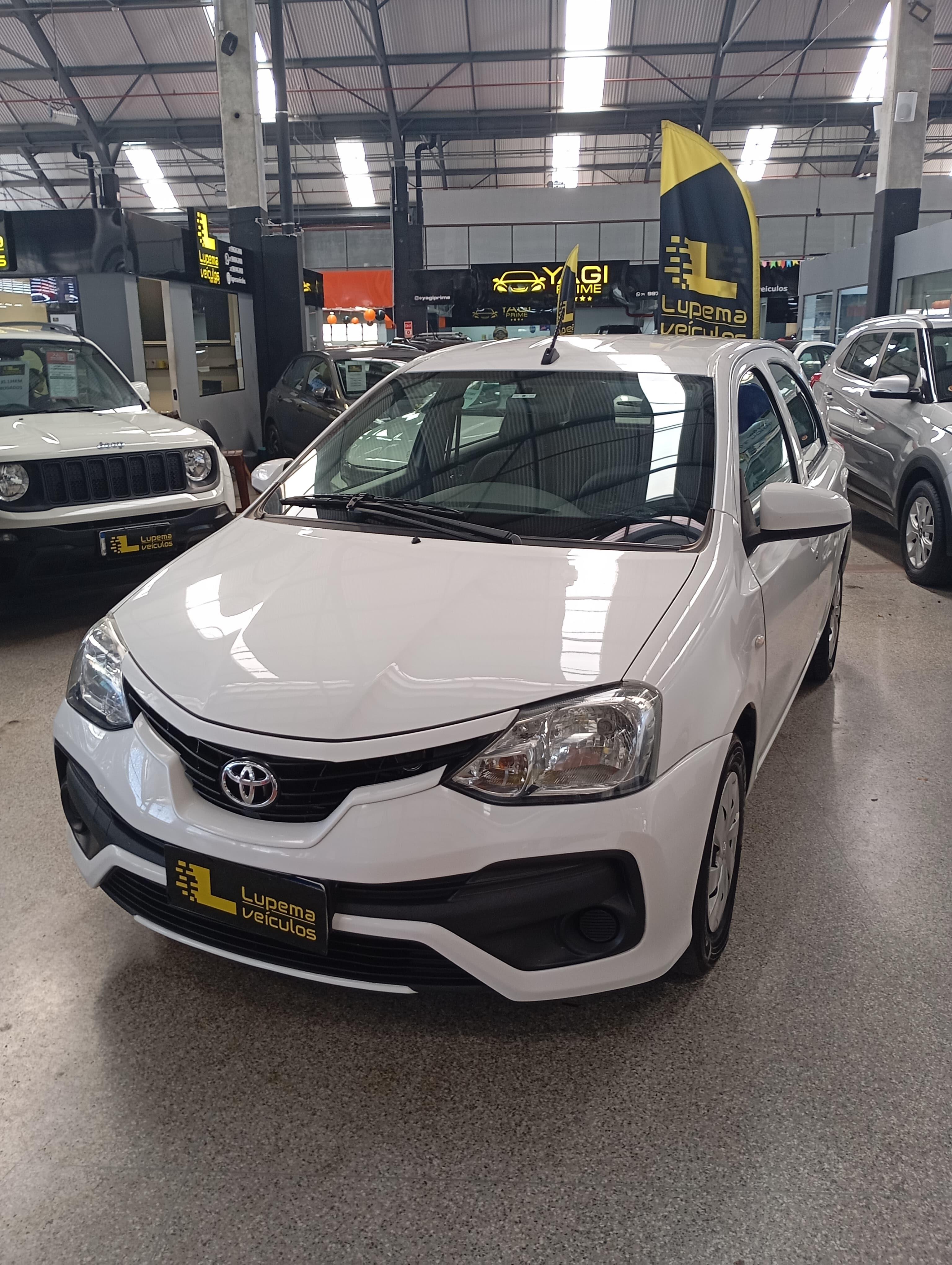 TOYOTA ETIOS