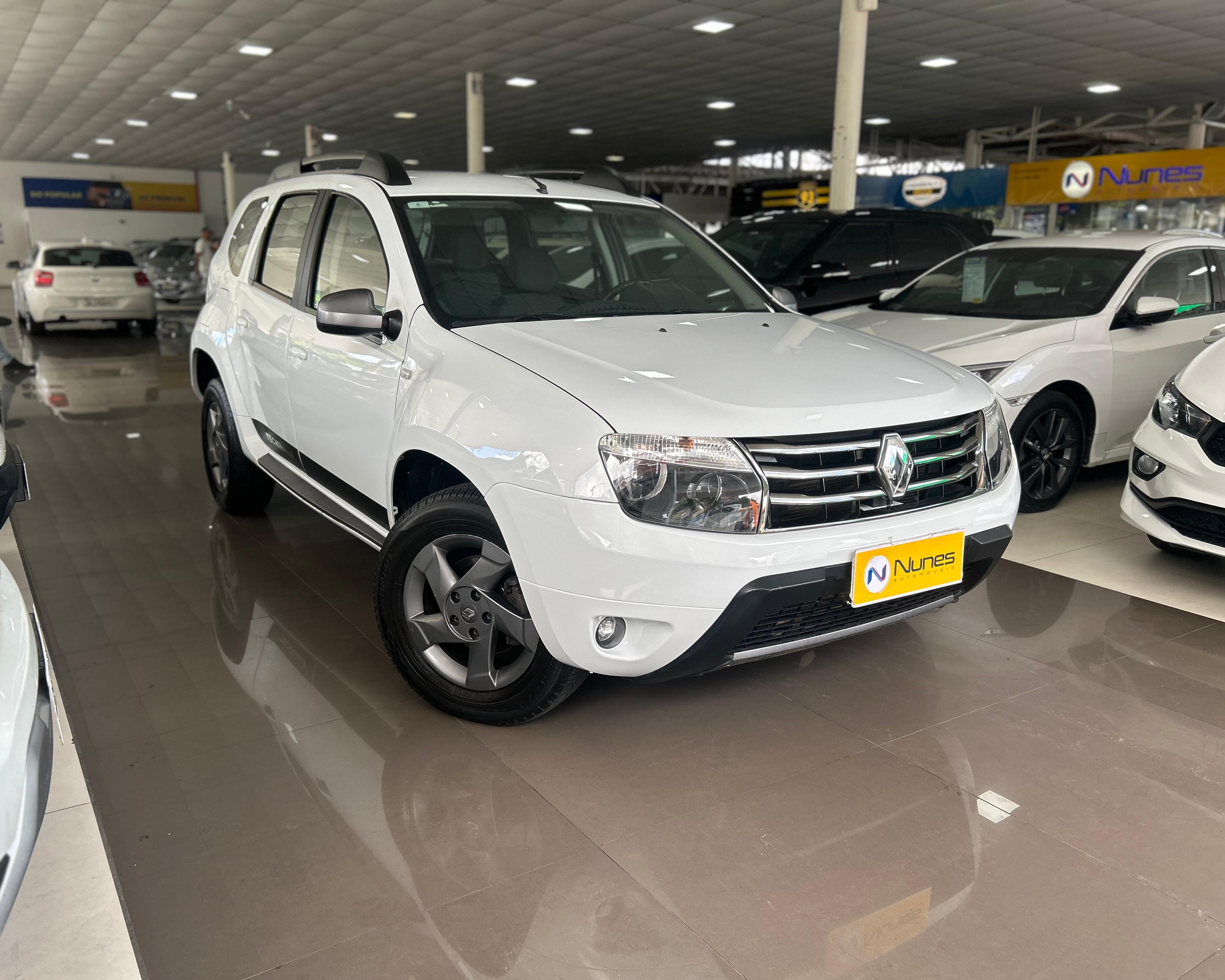 RENAULT DUSTER