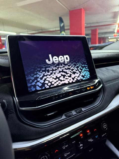 JEEP COMMANDER