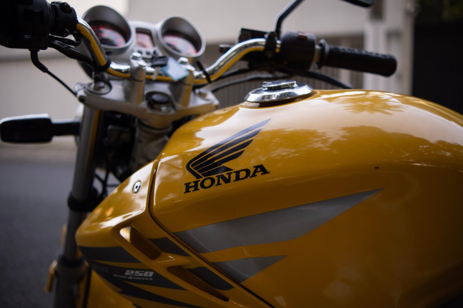 CBX 250 TWISTER