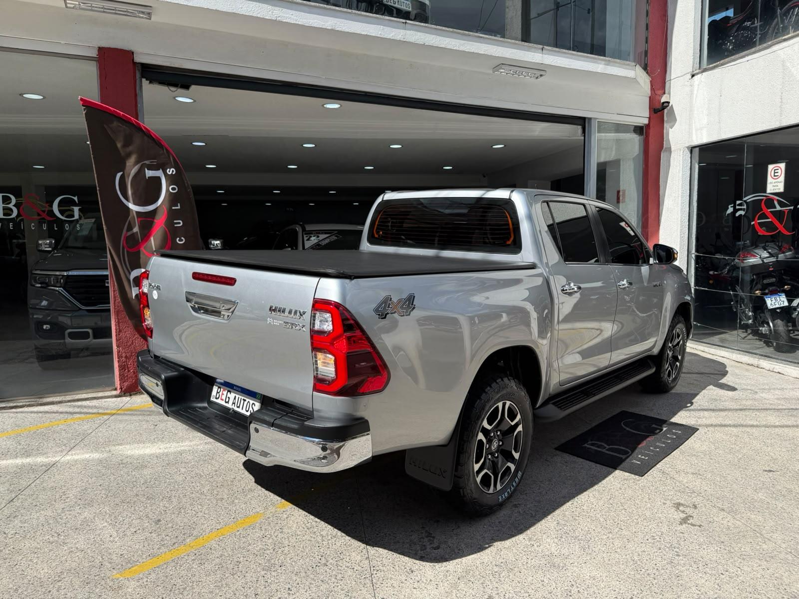 HILUX
