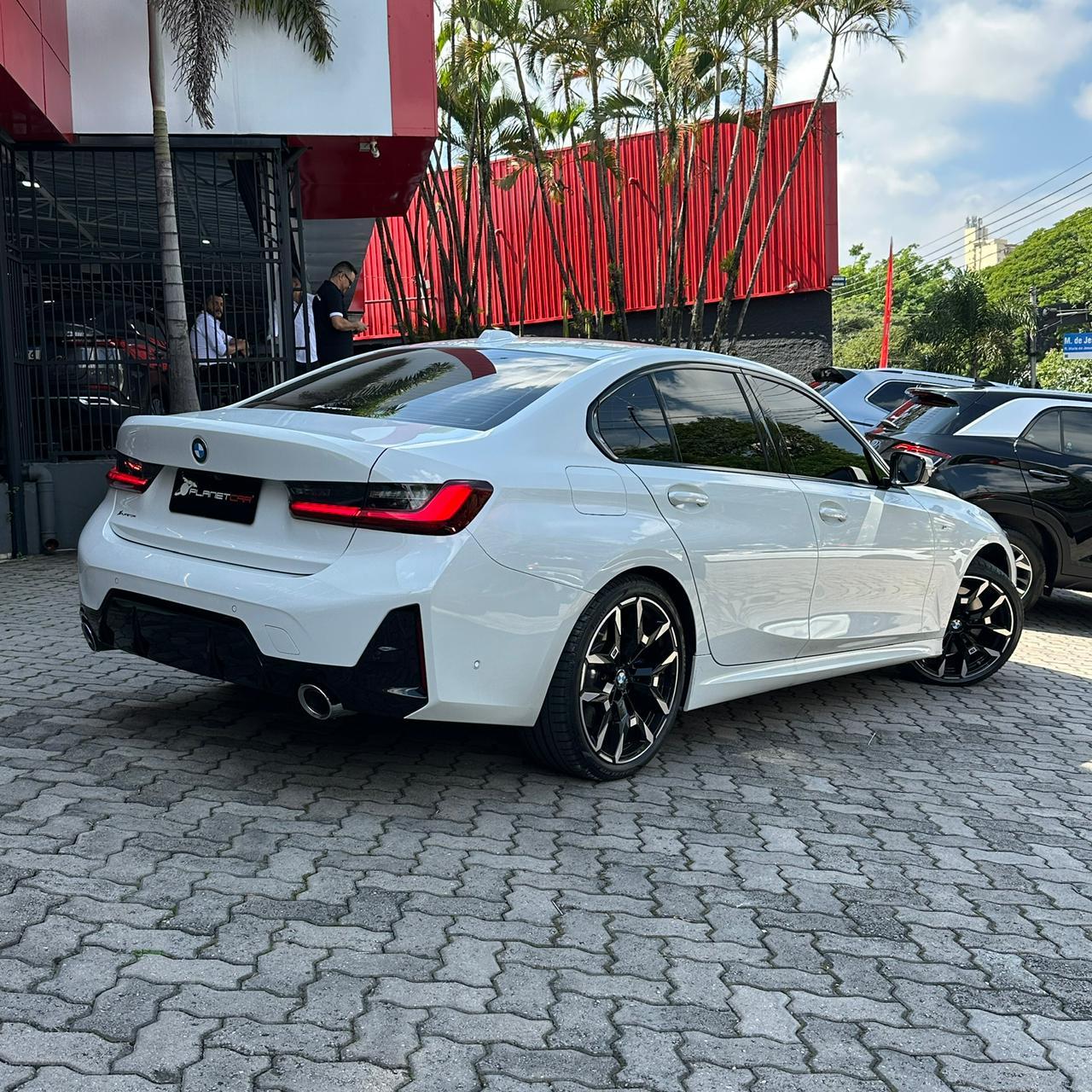 320I