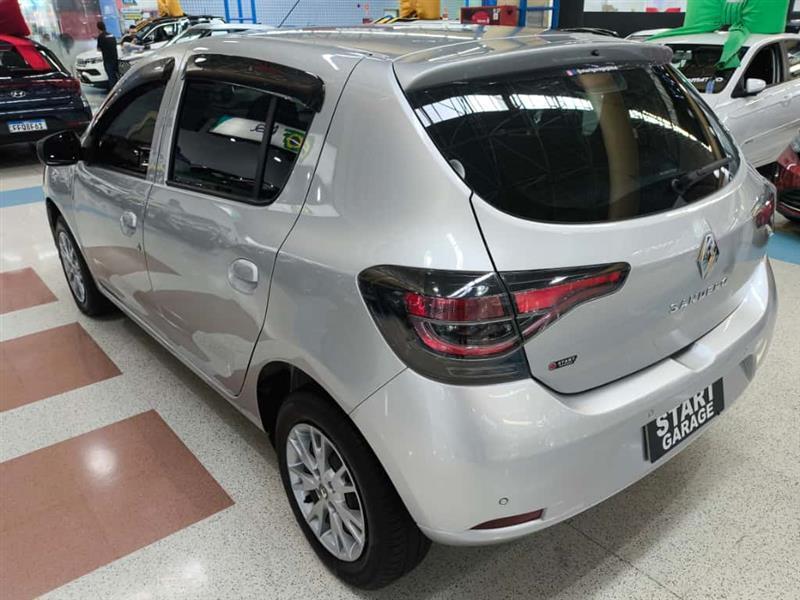 SANDERO