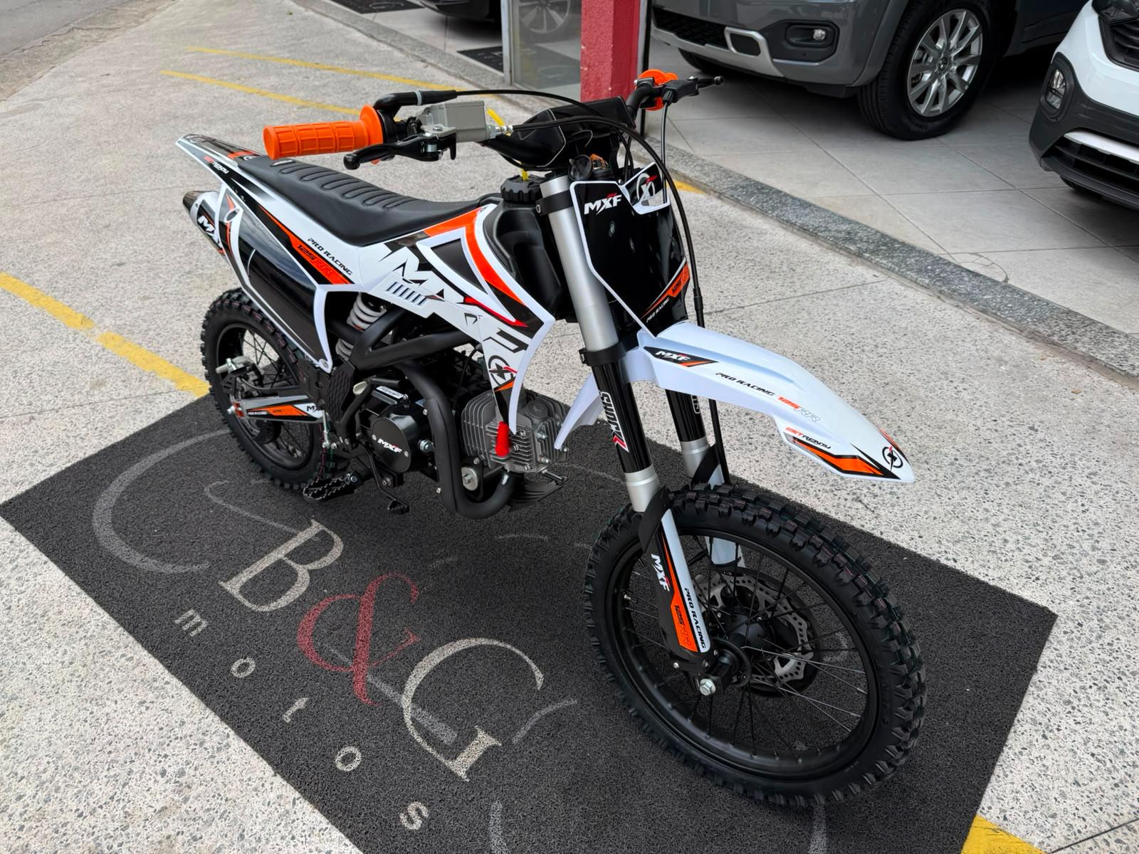 PRO RANCING 125 RR COM PARTIDA