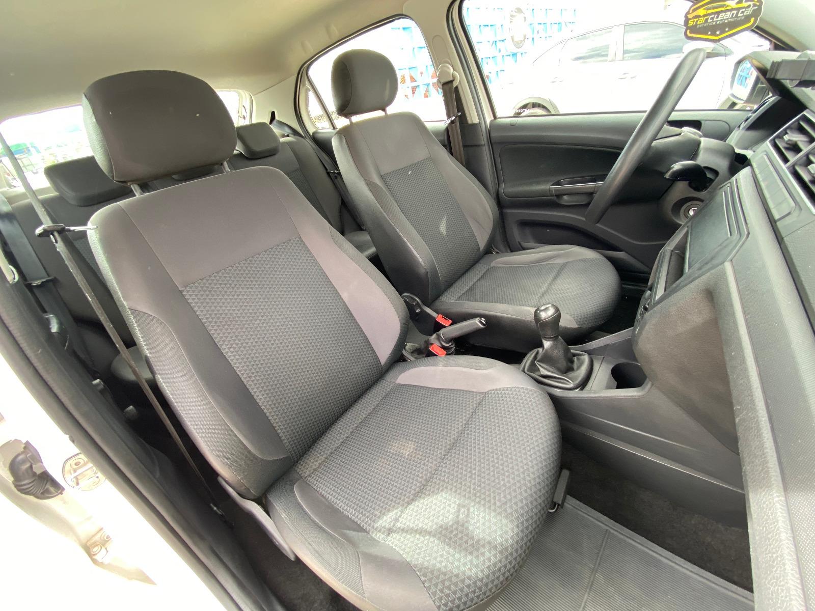 VOLKSWAGEN GOL