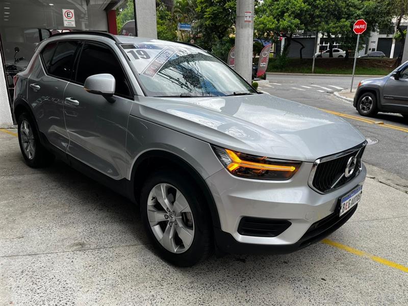 XC40
