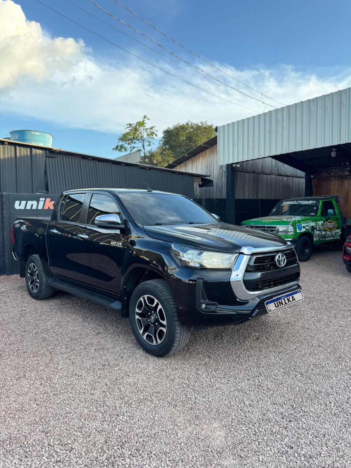 HILUX