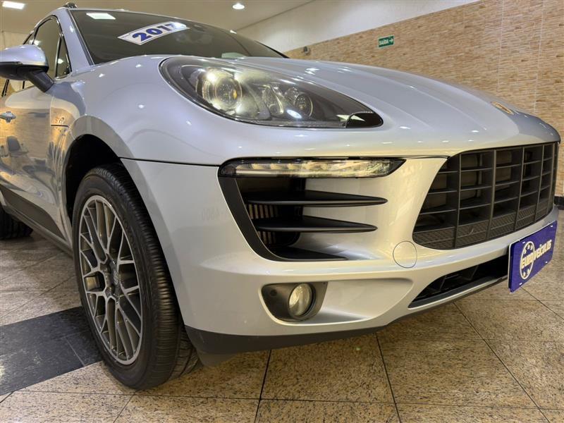 MACAN