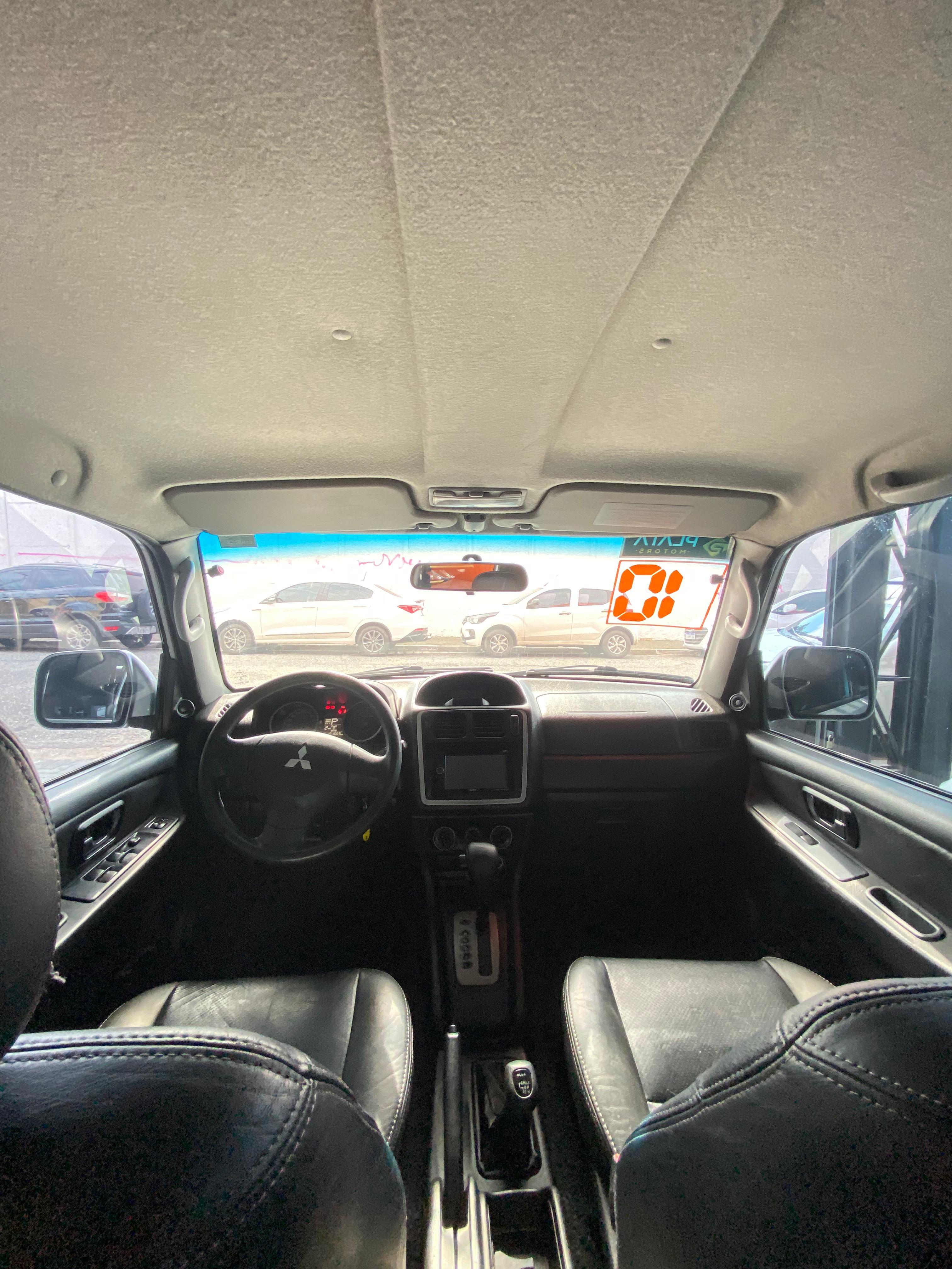 PAJERO TR4