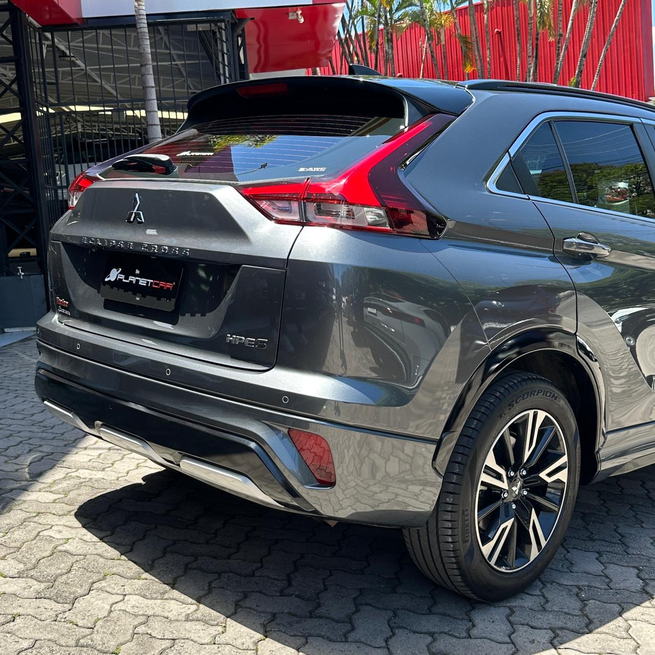 ECLIPSE CROSS