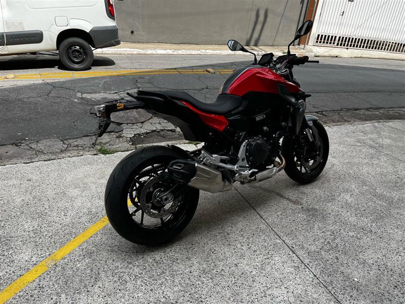 F 900 R SPORT