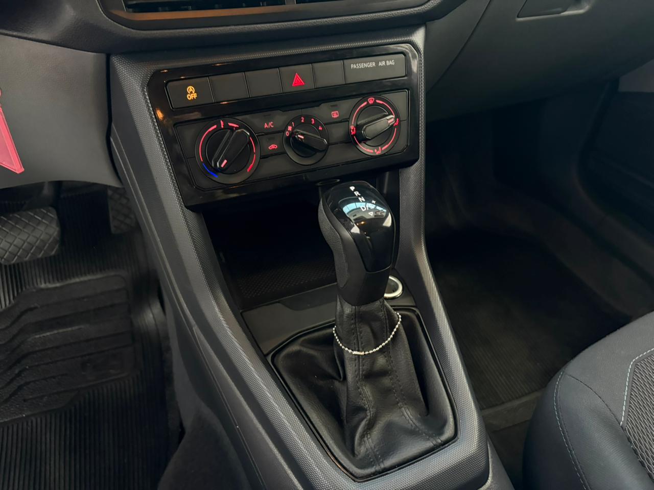 T-CROSS