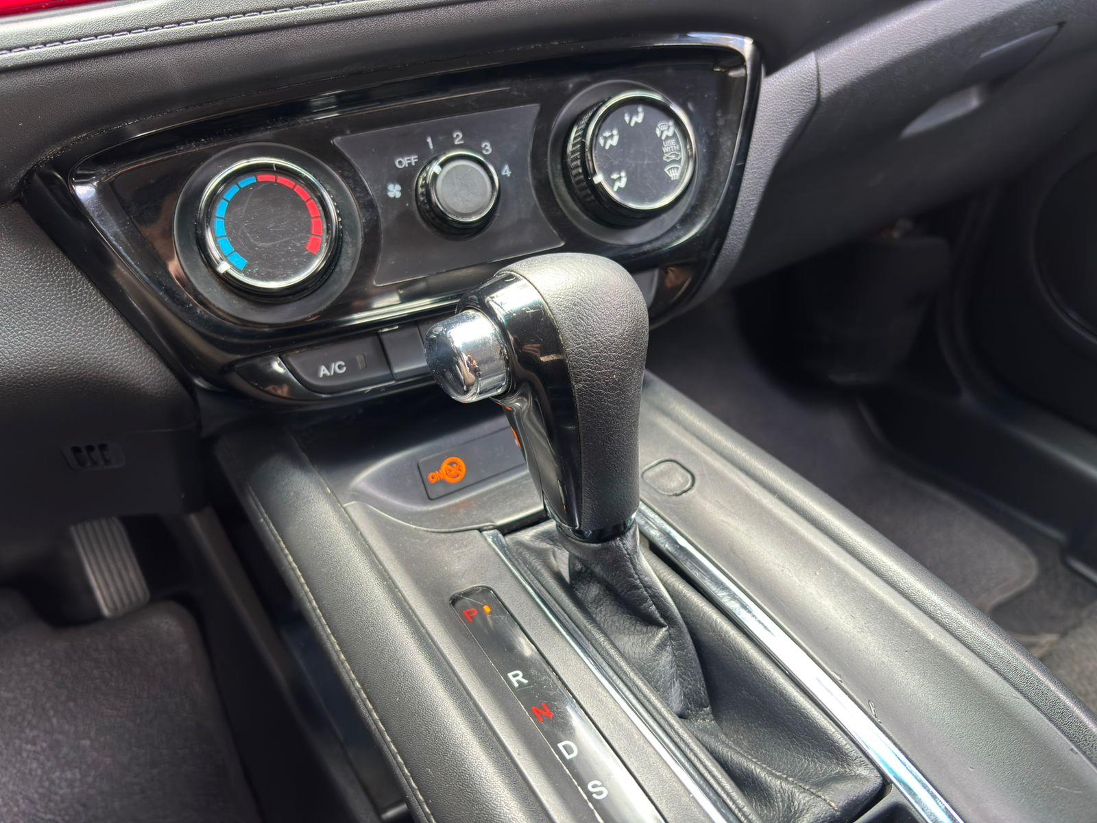 HR-V