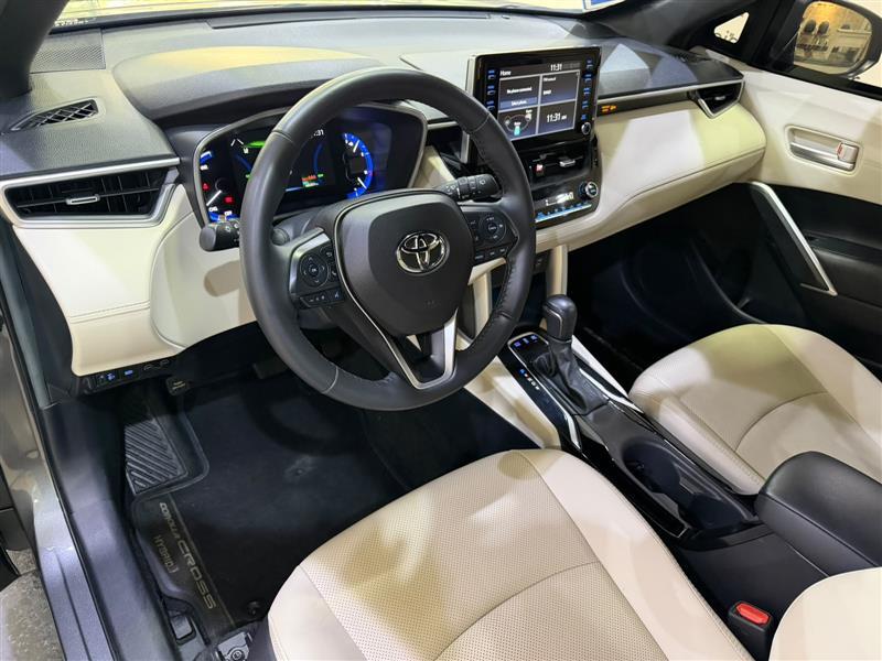 COROLLA CROSS
