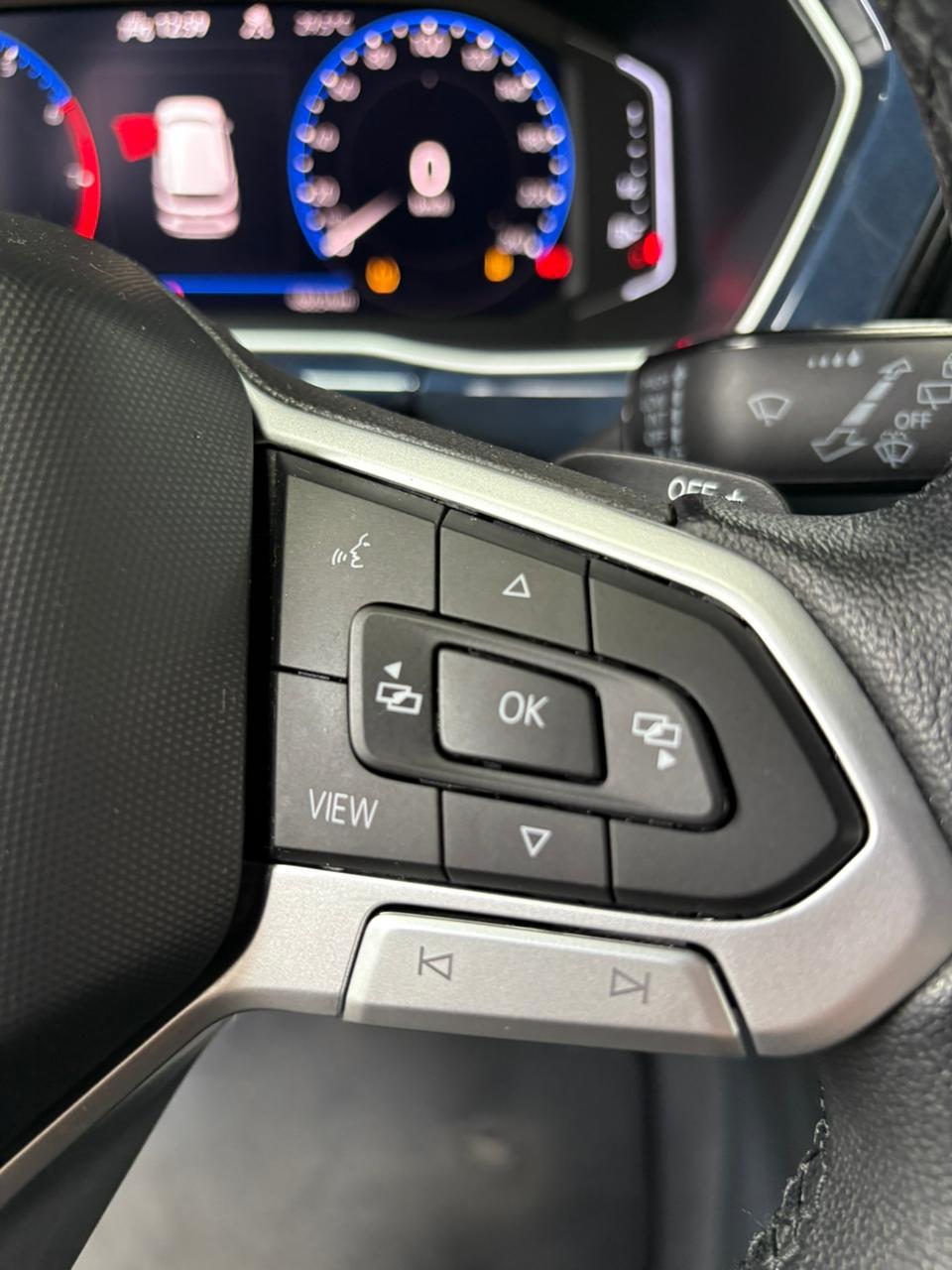 T-CROSS