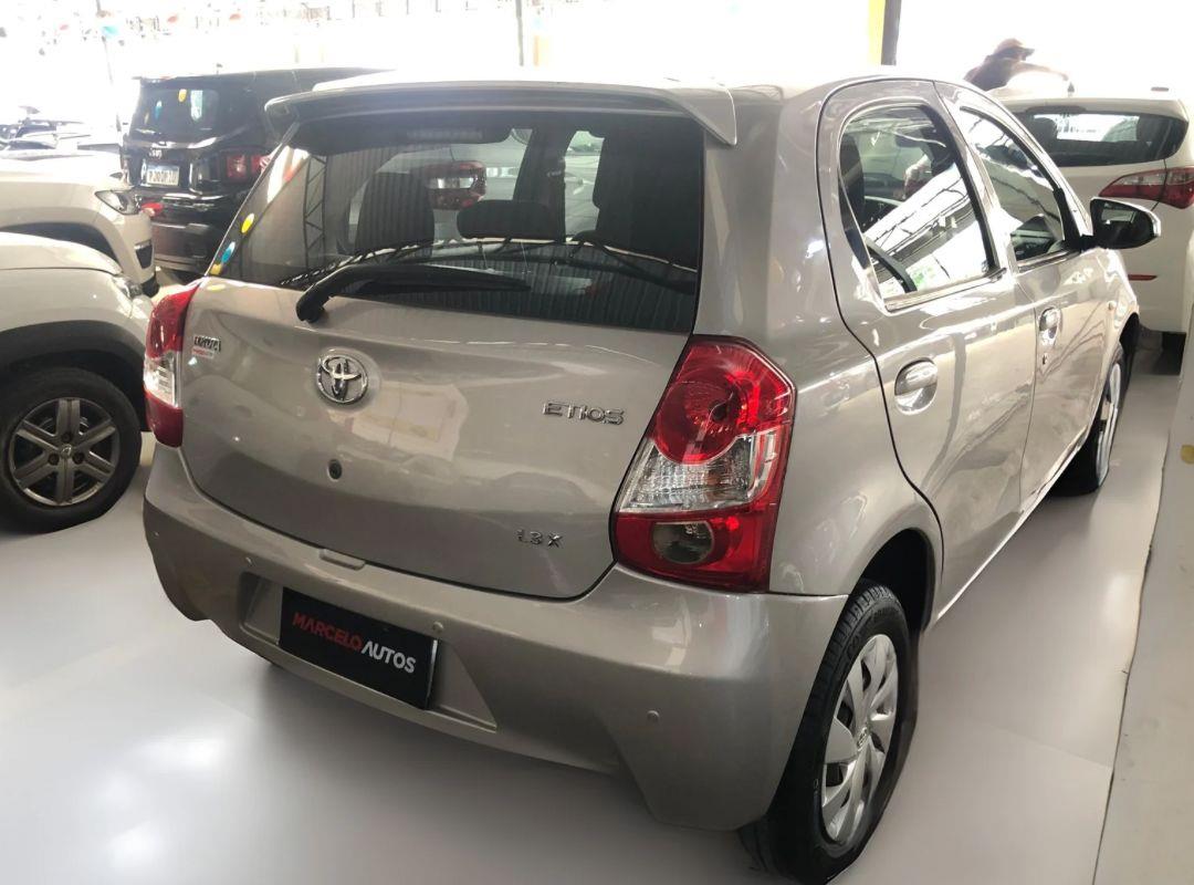 TOYOTA ETIOS