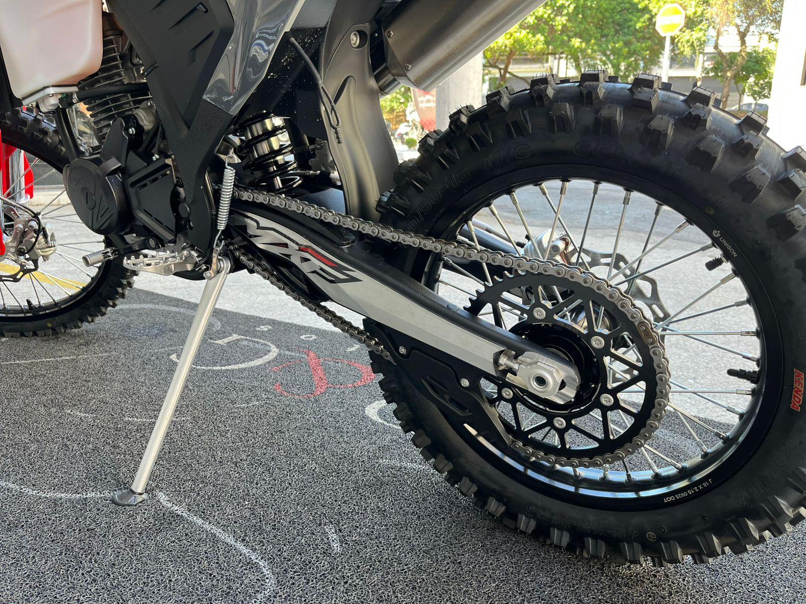 270 EFI COM PARTIDA ELETRICA 4T 