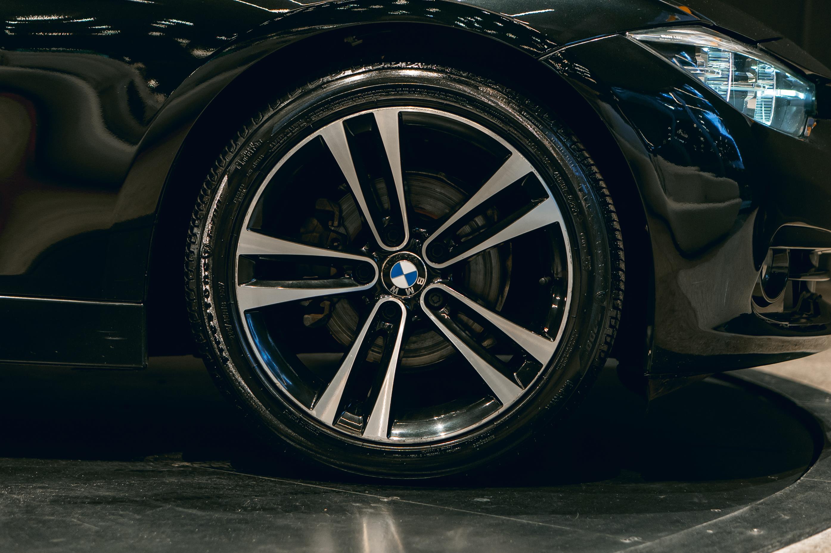 BMW 320i
